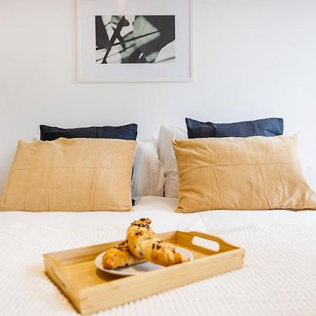 Cresta House - Modern Apartments Luton  Bagian luar foto